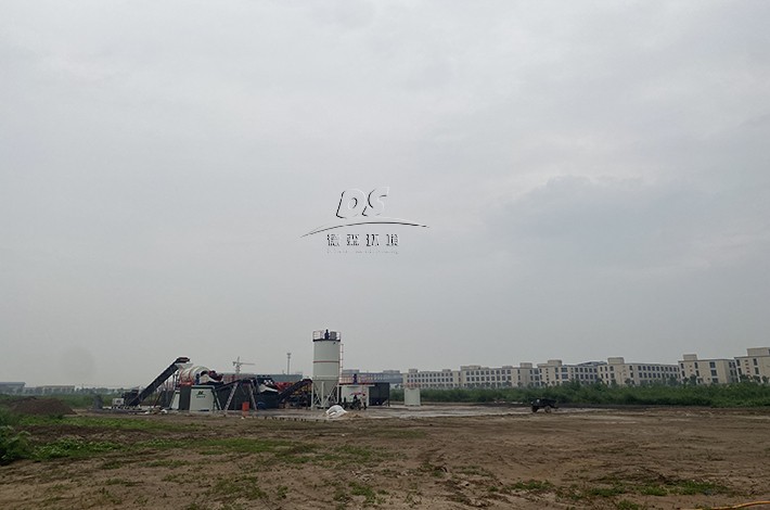 土壤修復(fù)工程項(xiàng)目現(xiàn)場(chǎng)