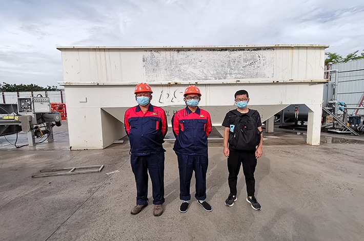 德森工作人員圖